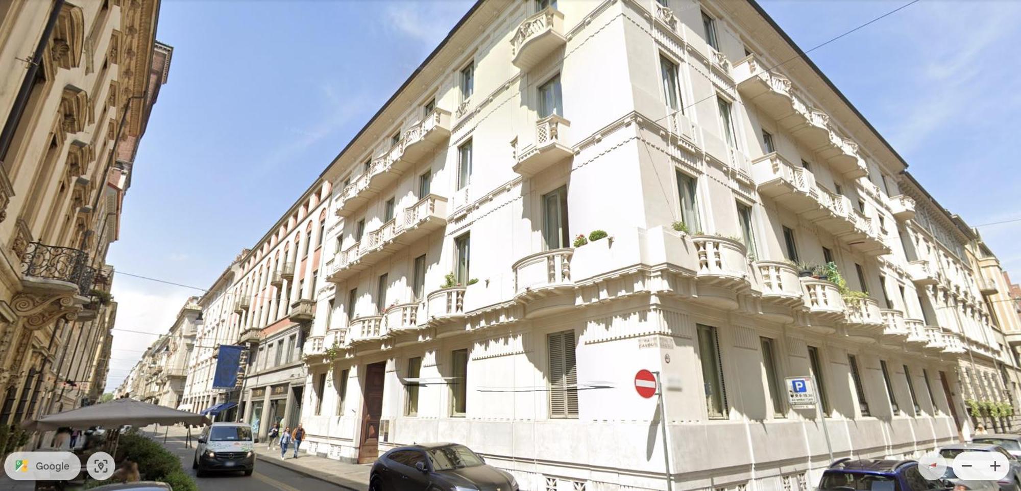 Turin Central Cavour Buitenkant foto